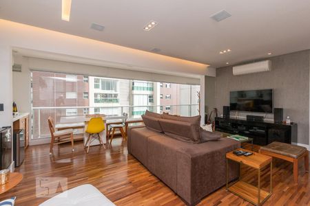 Sala de apartamento para alugar com 1 quarto, 69m² em Cidade Monções, São Paulo