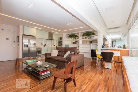 Sala de apartamento para alugar com 1 quarto, 69m² em Cidade Monções, São Paulo