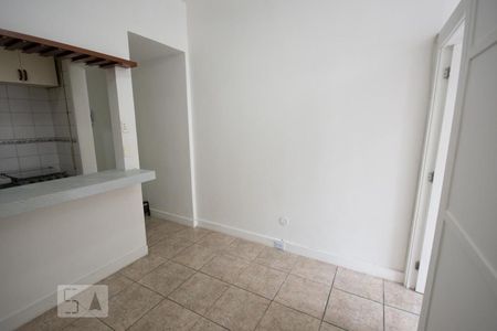 Sala de apartamento para alugar com 1 quarto, 35m² em Botafogo, Rio de Janeiro