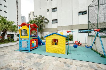 Apartamento para alugar com 203m², 3 quartos e 3 vagas Apartamento para alugar com 203m², 3 quartos e 3 vagasPlayground