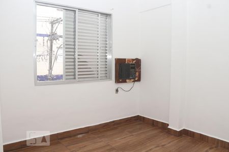 Quarto de apartamento para alugar com 1 quarto, 60m² em Centro, São Vicente