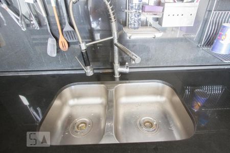 Apartamento à venda com 118m², 2 quartos e 2 vagasDetalhe Cozinha