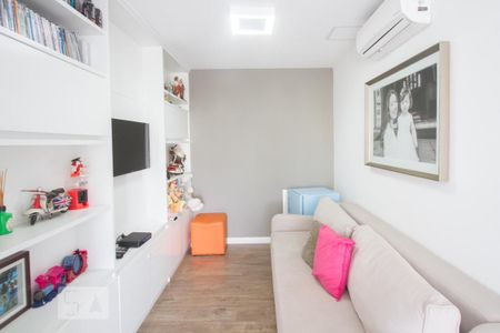 Apartamento à venda com 118m², 2 quartos e 2 vagasSala de TV