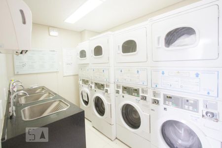 Apartamento à venda com 118m², 2 quartos e 2 vagasLavanderia