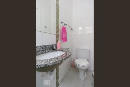 Casa de condomínio à venda com 102m², 2 quartos e 2 vagasBanheiro da Suíte 1