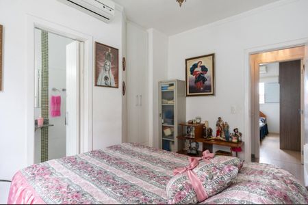 Casa de condomínio à venda com 102m², 2 quartos e 2 vagasSuíte 1