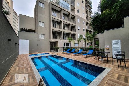Apartamento para alugar com 32m², 1 quarto e sem vaga Apartamento para alugar com 32m², 1 quarto e sem vagaPiscina