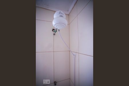 Casa à venda com 150m², 5 quartos e 4 vagasBanheiro _ Chuveiro