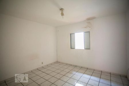 Casa à venda com 150m², 5 quartos e 4 vagasQuarto 2