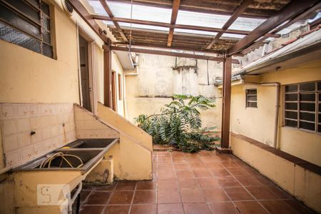 Casa à venda com 150m², 5 quartos e 4 vagasÁrea de Serviço