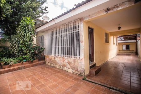 Casa à venda com 150m², 5 quartos e 4 vagasGaragem