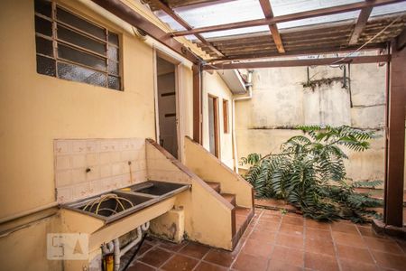Casa à venda com 150m², 5 quartos e 4 vagasÁrea de Serviço
