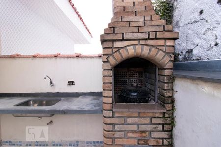 Casa à venda com 185m², 3 quartos e 3 vagasChurrasqueira