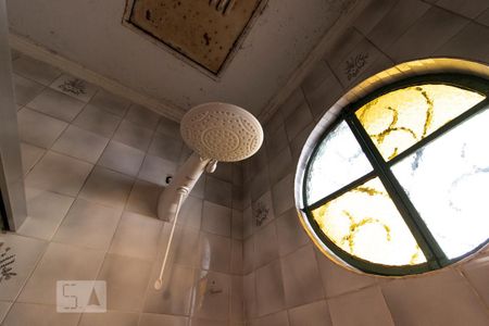 Casa à venda com 185m², 3 quartos e 3 vagasDetalhe Banheiro Suíte 1