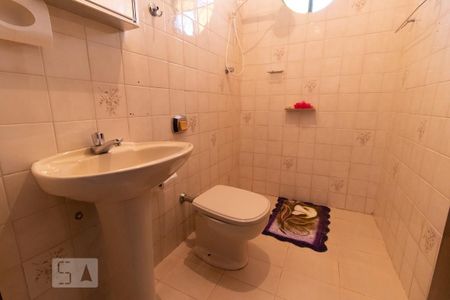 Casa à venda com 185m², 3 quartos e 3 vagasBanheiro Principal