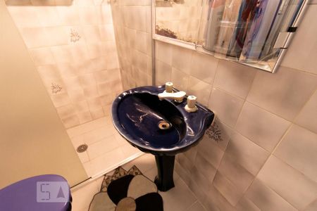 Casa à venda com 185m², 3 quartos e 3 vagasBanheiro Suíte 1 (torneira)