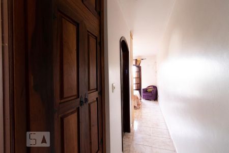 Casa à venda com 185m², 3 quartos e 3 vagasArmário Quarto 1 - Suíte