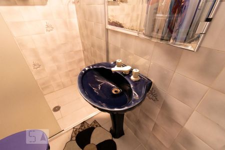 Casa à venda com 185m², 3 quartos e 3 vagasBanheiro Suíte 1