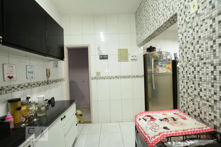 Apartamento à venda com 80m², 2 quartos e 1 vagaCozinha