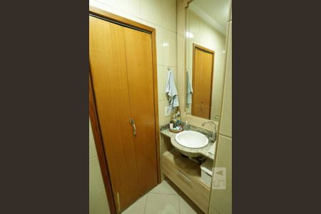 Casa de condomínio para alugar com 55m², 2 quartos e 1 vagaBanheiro