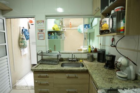 Casa de condomínio para alugar com 55m², 2 quartos e 1 vagaCozinha