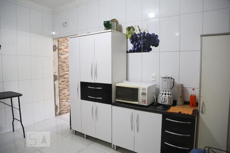 Casa para alugar com 134m², 2 quartos e 4 vagasCozinha