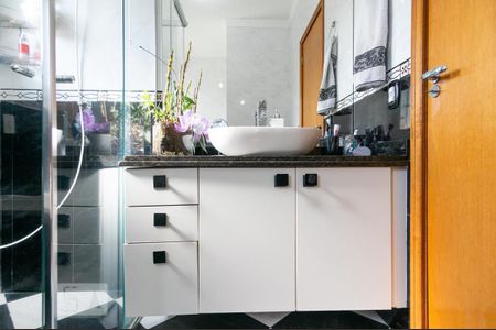 Casa à venda com 175m², 3 quartos e 4 vagasBanheiro da Suíte 1