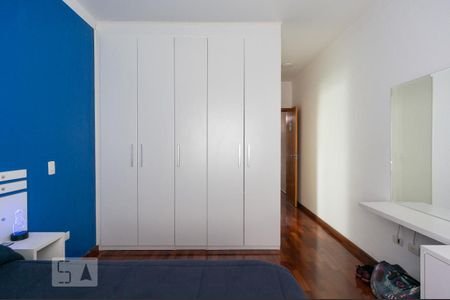 Casa à venda com 175m², 3 quartos e 4 vagasSuíte 3