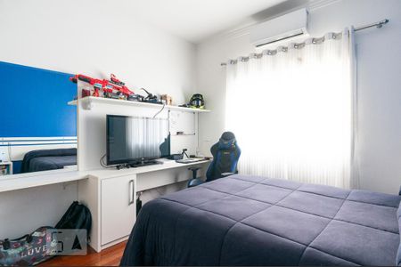 Casa à venda com 175m², 3 quartos e 4 vagasSuíte 3