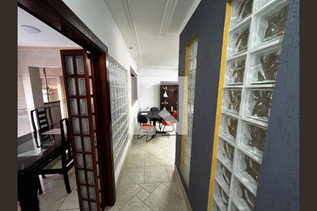 Corredor de casa para alugar com 4 quartos, 216m² em Santana, São Paulo