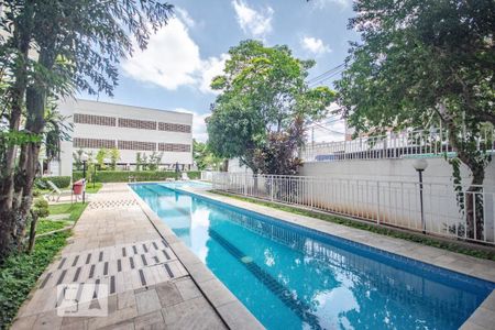 Apartamento para alugar com 65m², 2 quartos e 1 vaga Apartamento para alugar com 65m², 2 quartos e 1 vagaÁrea Comum - Piscina