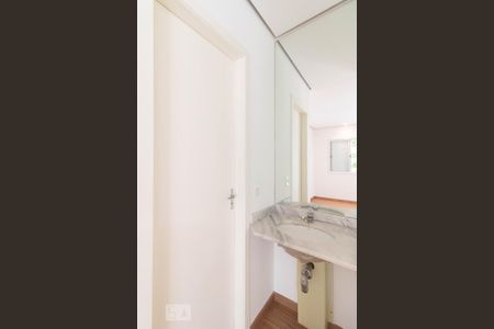 Apartamento para alugar com 65m², 2 quartos e 1 vaga Apartamento para alugar com 65m², 2 quartos e 1 vagaBanheiro