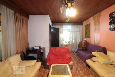 Sala  de casa à venda com 3 quartos, 150m² em Vila Carrao, São Paulo