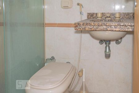 Apartamento à venda com 70m², 2 quartos e 1 vagaBanheiro Suíte - Louças