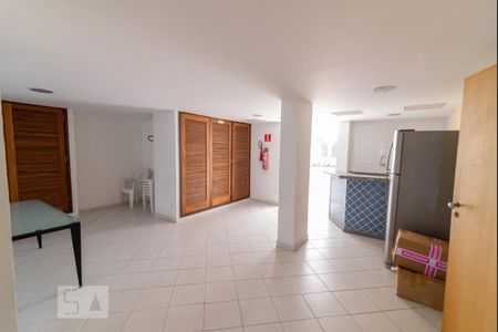 Apartamento à venda com 70m², 2 quartos e 1 vagaÁrea comum - Salão de festas