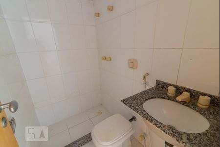 Apartamento à venda com 70m², 2 quartos e 1 vagaBanheiro Social