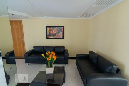 Apartamento à venda com 70m², 2 quartos e 1 vagaHall