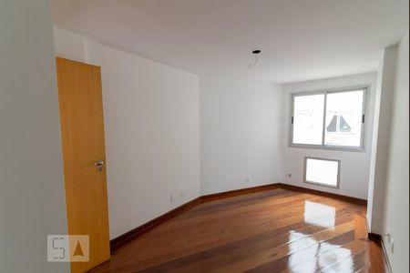 Quarto de apartamento à venda com 2 quartos, 70m² em Vila Isabel, Rio de Janeiro