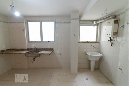 Apartamento à venda com 70m², 2 quartos e 1 vagaCozinha e Área de Serviço