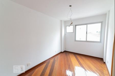 Apartamento à venda com 70m², 2 quartos e 1 vagaSuíte