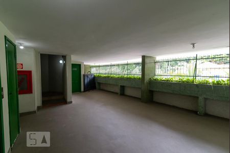 Apartamento à venda com 82m², 2 quartos e 1 vagaÁrea Comum - Playground