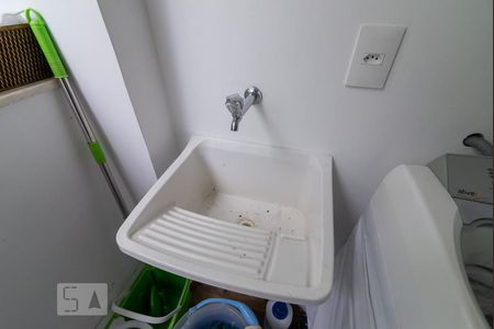 Apartamento à venda com 82m², 2 quartos e 1 vagaÁrea de Serviço