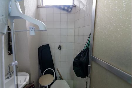 Apartamento à venda com 82m², 2 quartos e 1 vagaBanheiro de Serviço