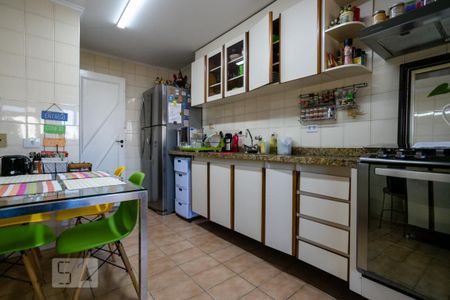 Apartamento para alugar com 168m², 3 quartos e 2 vagasCozinha