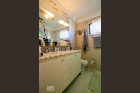 Apartamento para alugar com 168m², 3 quartos e 2 vagasBanheiro da suíte