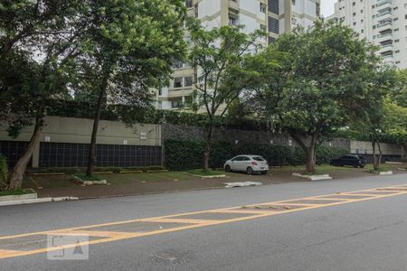 Apartamento à venda com 85m², 3 quartos e 1 vagaFachada/Estacionamento Visitantes