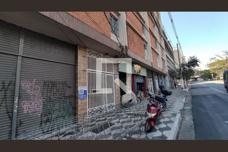 Apartamento à venda com 72m², 2 quartos e sem vaga Apartamento à venda com 72m², 2 quartos e sem vagaFachada