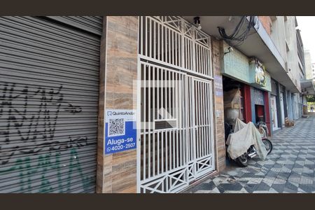 Apartamento à venda com 72m², 2 quartos e sem vaga Apartamento à venda com 72m², 2 quartos e sem vagaFachada