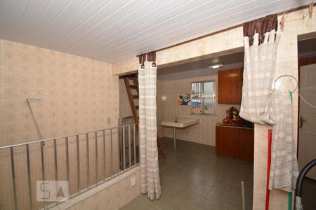 Casa à venda com 240m², 3 quartos e 2 vagasTerraço - Lavanderia