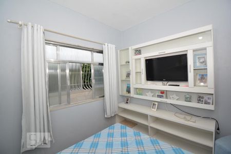 Casa à venda com 240m², 3 quartos e 2 vagasSuíte 2